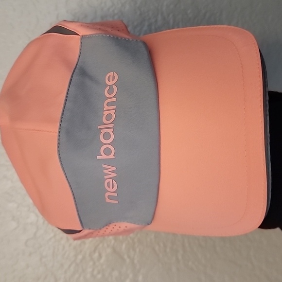 New Balance Laser Running Cap - Coral and Grey - Picture 8 of 8